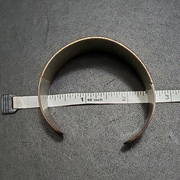 *Sale* Silver and copper colored cuff bracelet - Picture 6 of 7